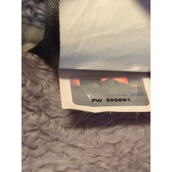 The North Face Jacket Womens Small Gray Full Zip Fleece Fuzzy Long Sleeve - Picture 11 of 12